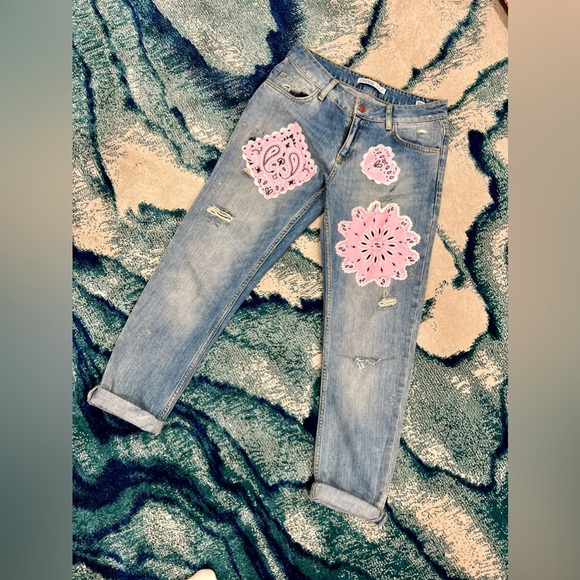 Custom made one of a kind bandana patchwork quilted jeans size 2 embroidered FP - Picture 1 of 8